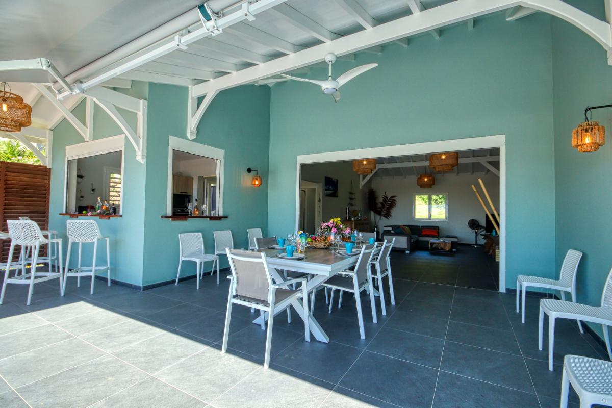 Location maison Martinique - terrasse et salon